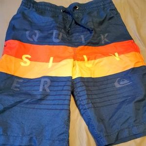 Quicksilver swin trunks